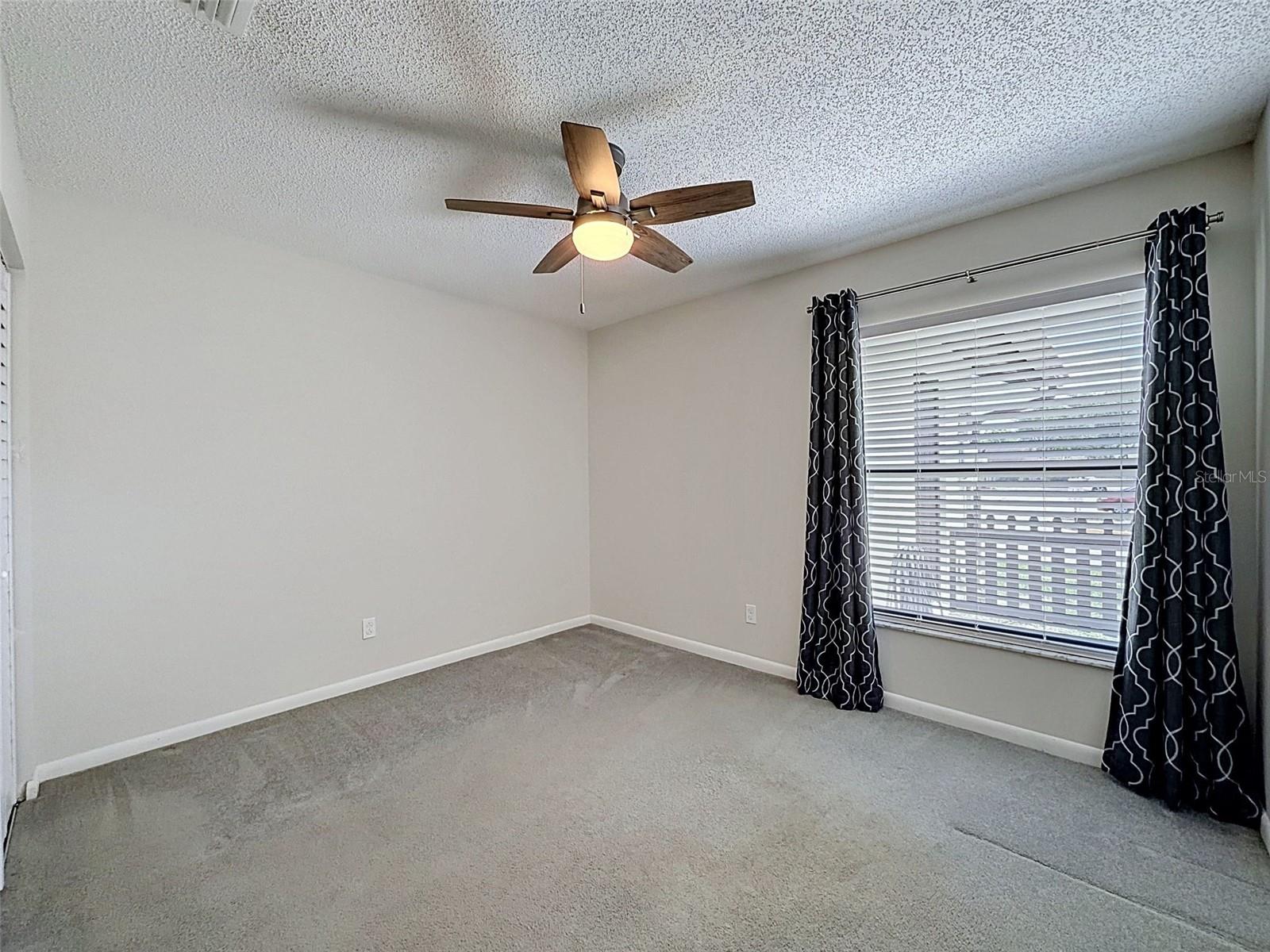 Image 13 of 27 For 5406 Meadstone Ct