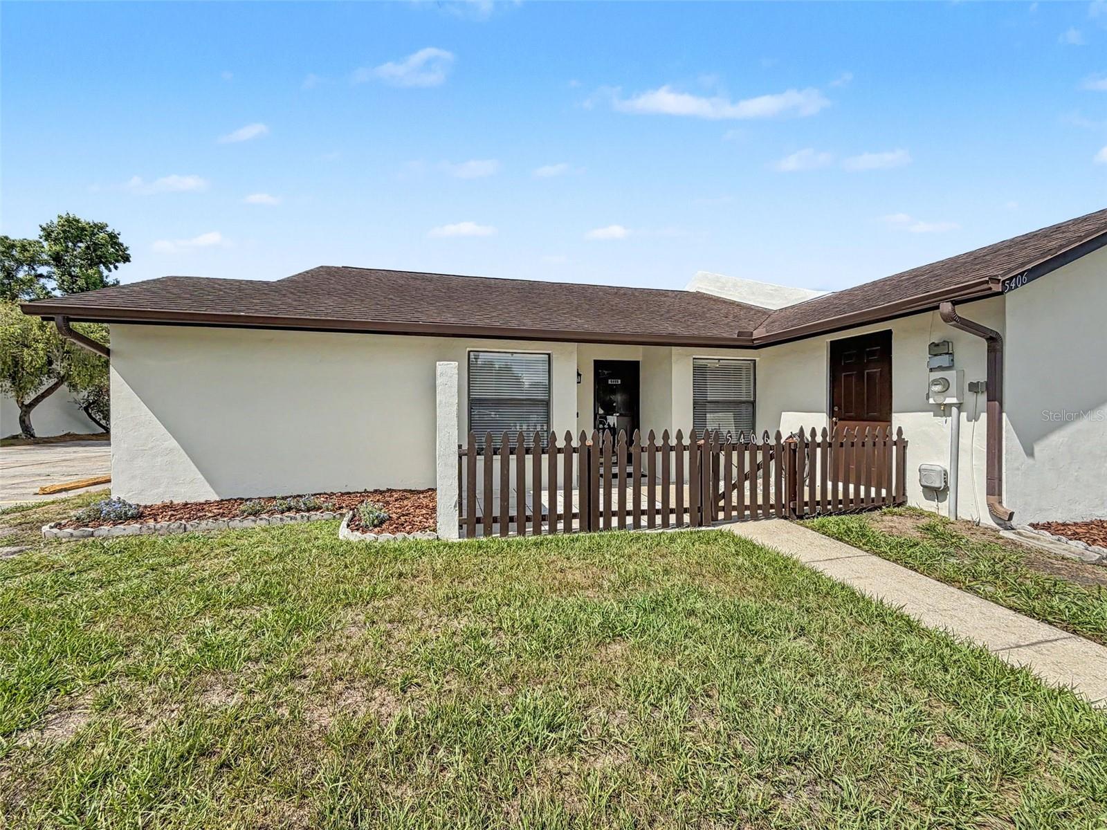 Image 2 of 27 For 5406 Meadstone Ct