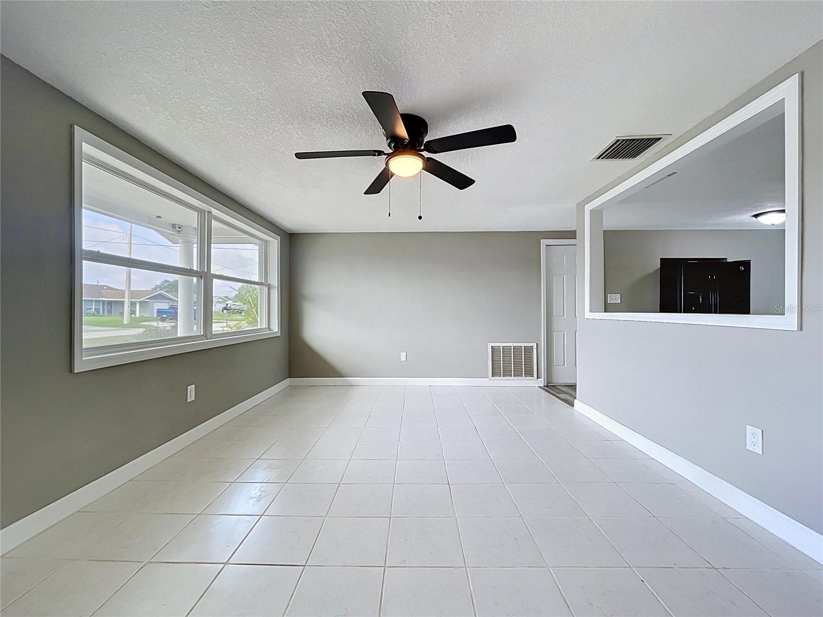 Image 12 of 53 For 7513 Hatteras Drive