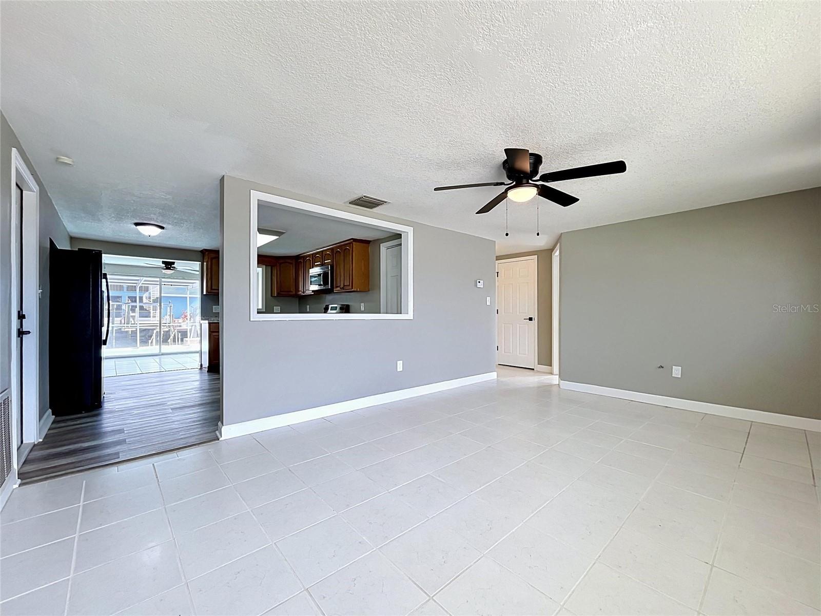 Image 15 of 53 For 7513 Hatteras Drive