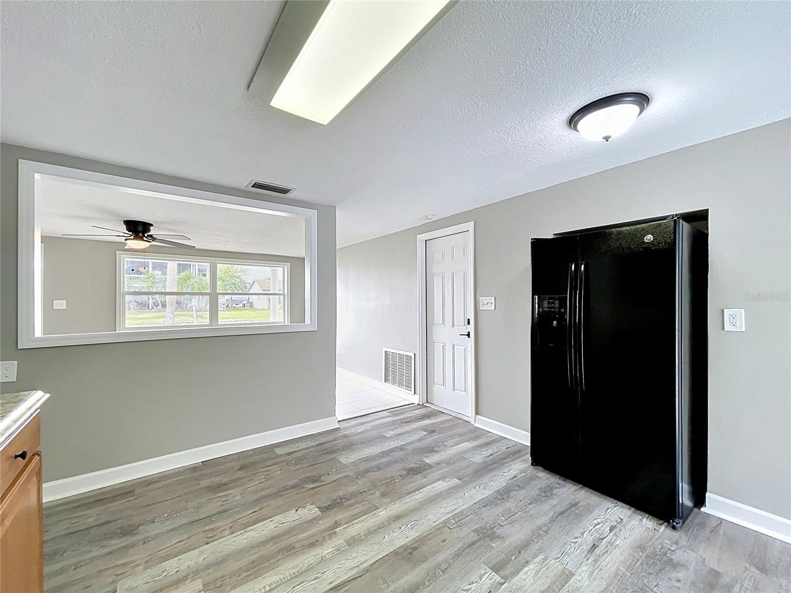 Image 19 of 53 For 7513 Hatteras Drive