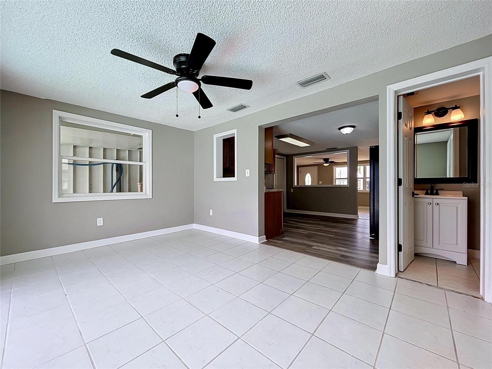 Image 26 of 53 For 7513 Hatteras Drive