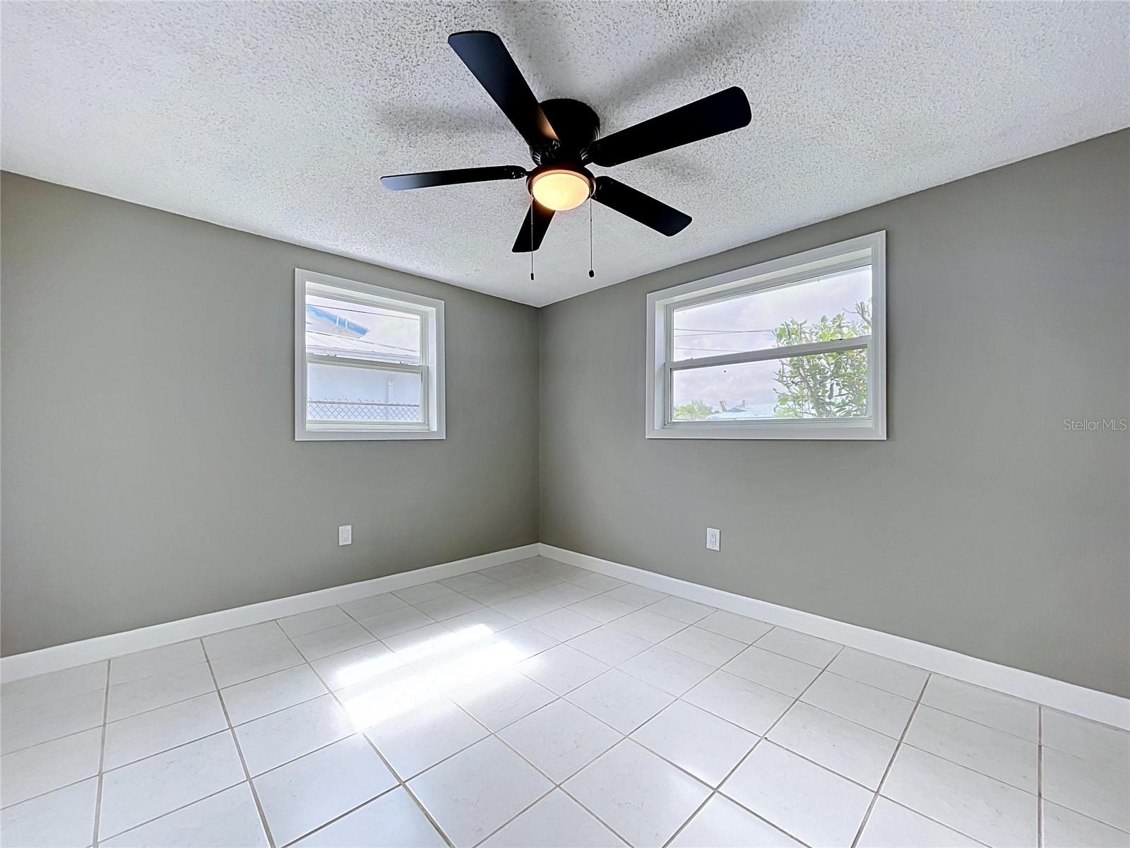 Image 29 of 53 For 7513 Hatteras Drive