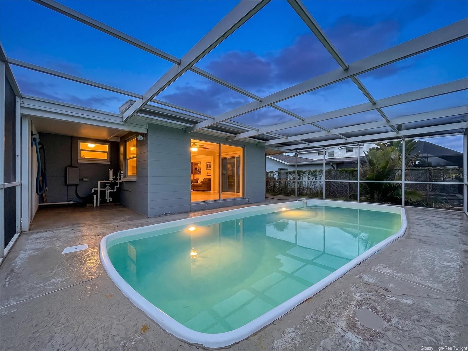 Image 3 of 53 For 7513 Hatteras Drive