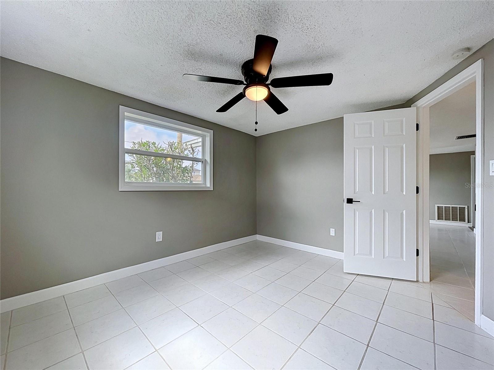 Image 30 of 53 For 7513 Hatteras Drive