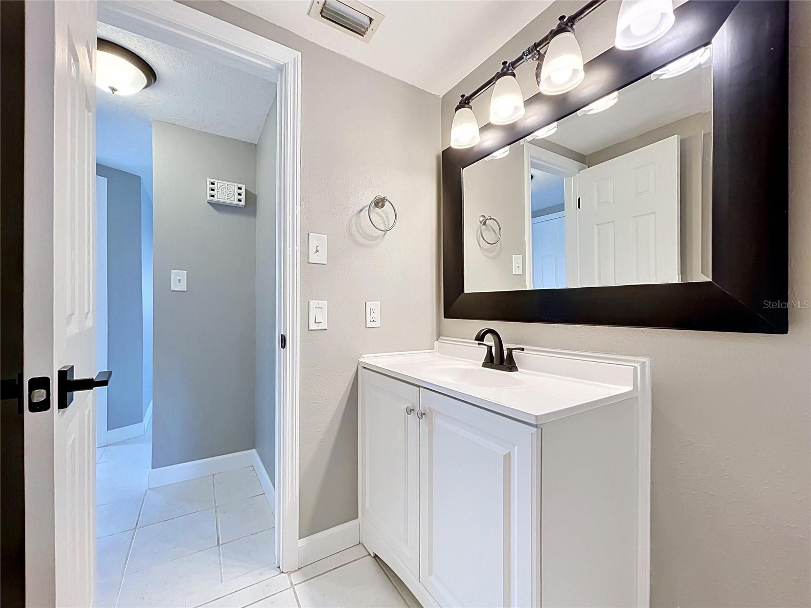 Image 34 of 53 For 7513 Hatteras Drive