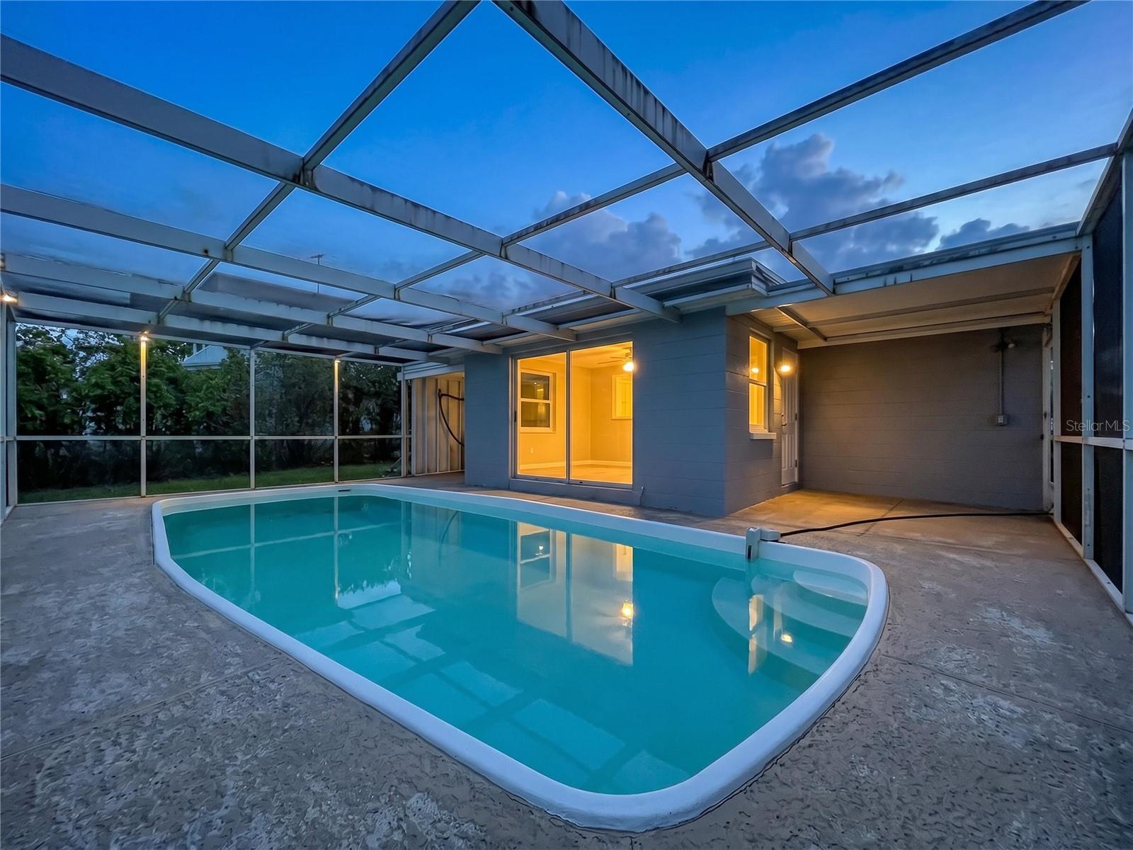 Image 5 of 53 For 7513 Hatteras Drive