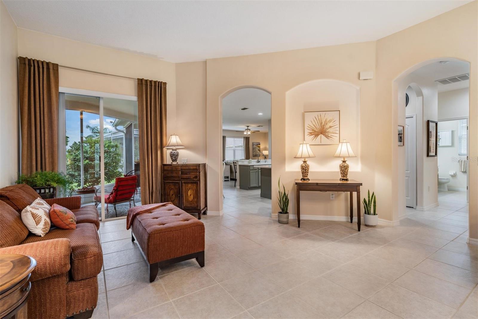 Image 3 of 49 For 1624 Lakestone Drive