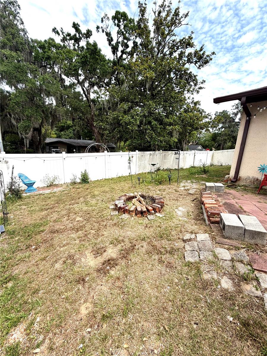 Image 16 of 23 For 700 Dampier Street