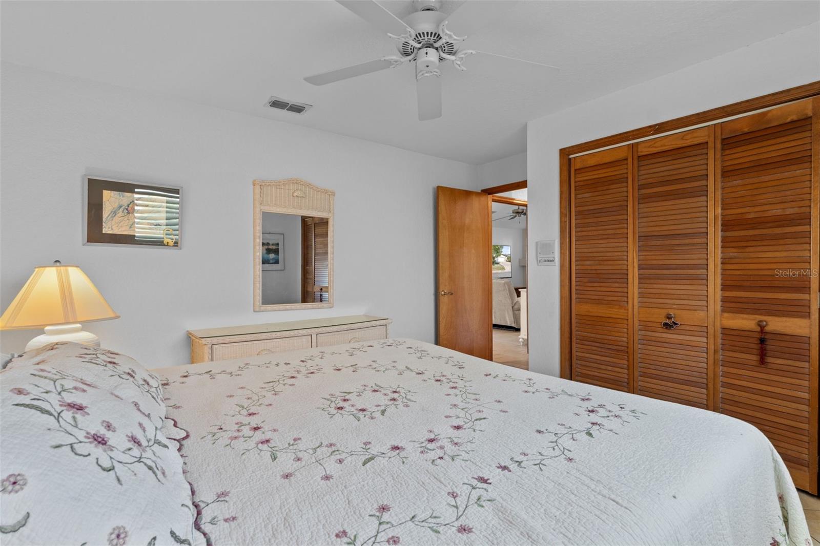 Image 31 of 54 For 5243 Saltamonte Drive
