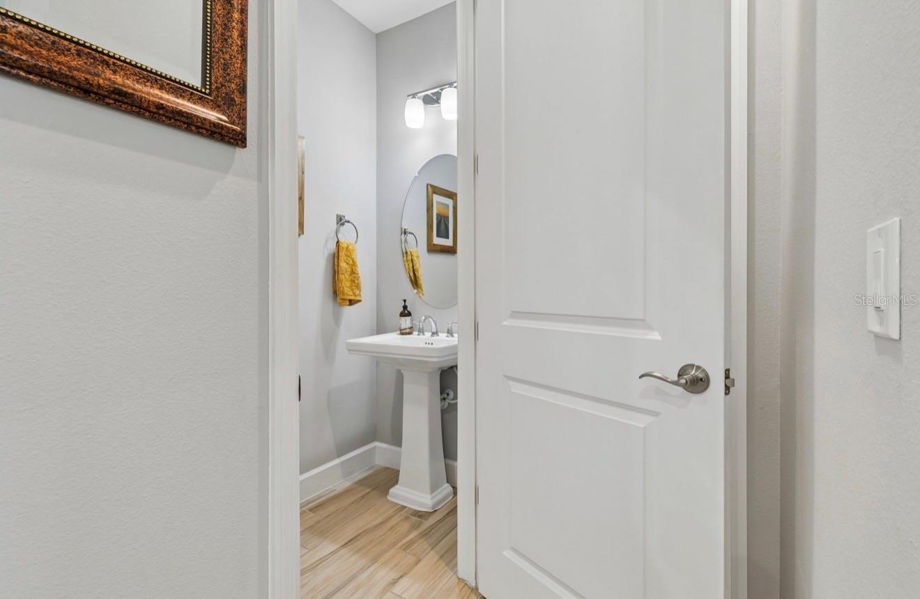 Image 42 of 100 For 13720 Stevenson Lane