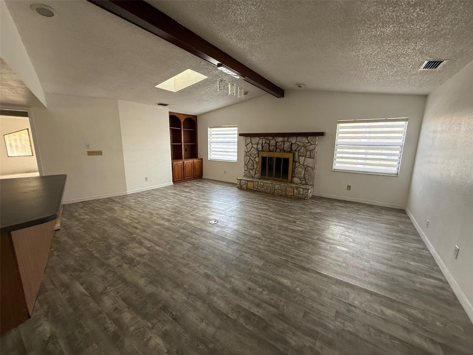 Image 4 of 20 For 5312 Suwannee Road