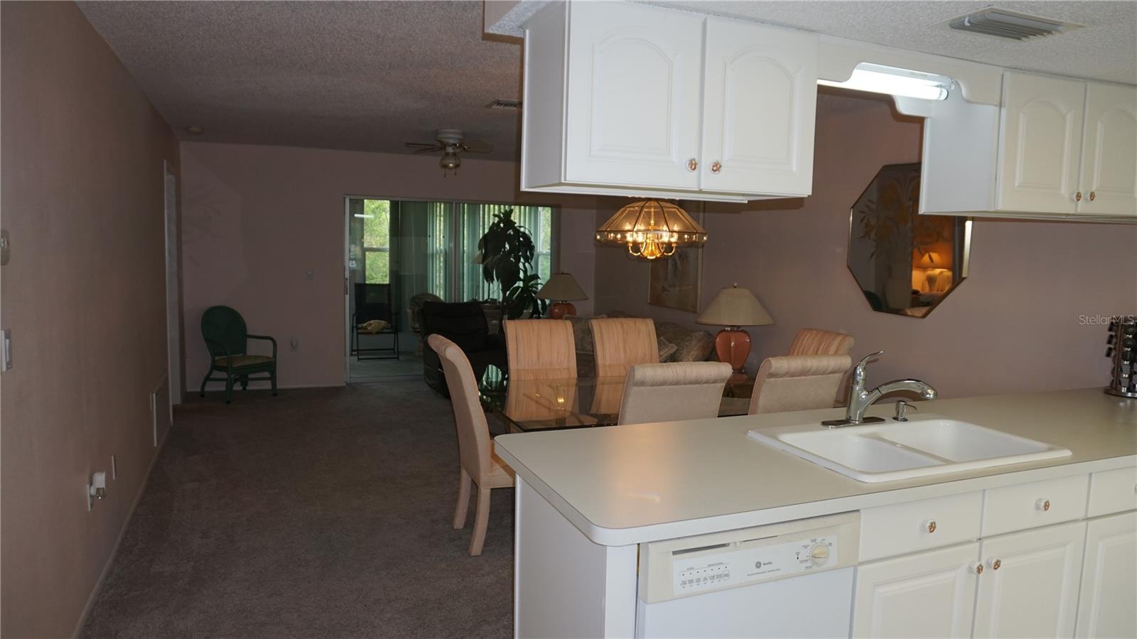 Image 5 of 19 For 7616 Danube Drive