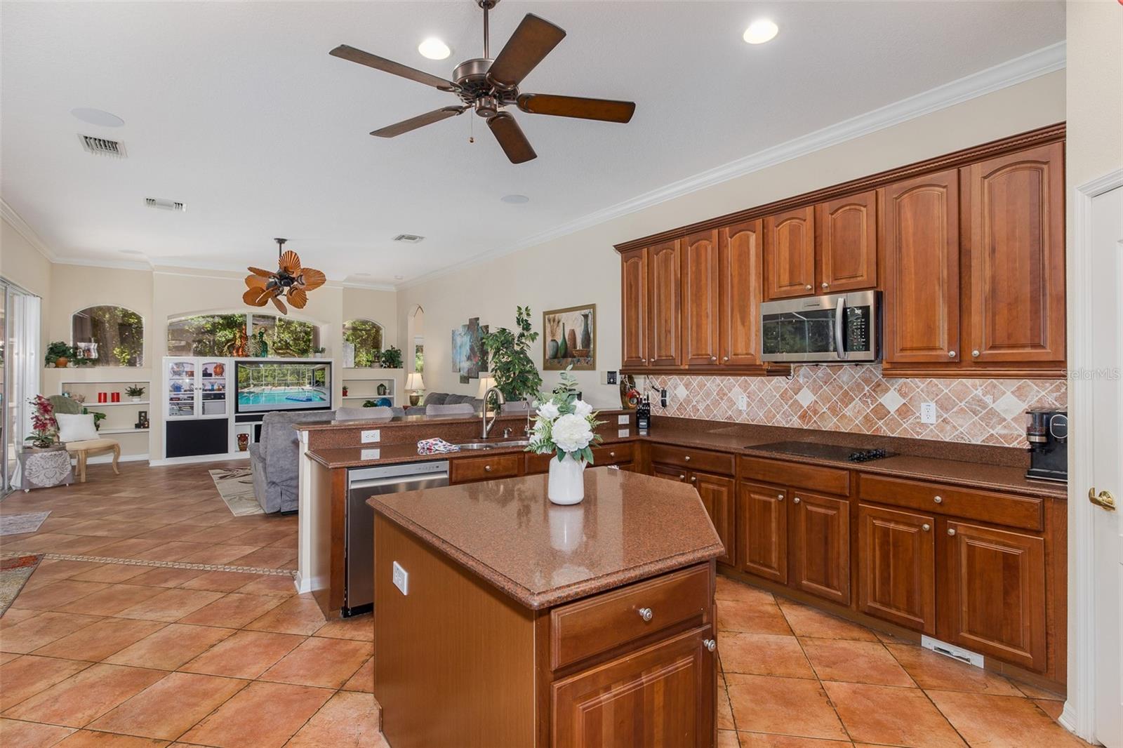Image 27 of 88 For 1739 Mountain Ash Way