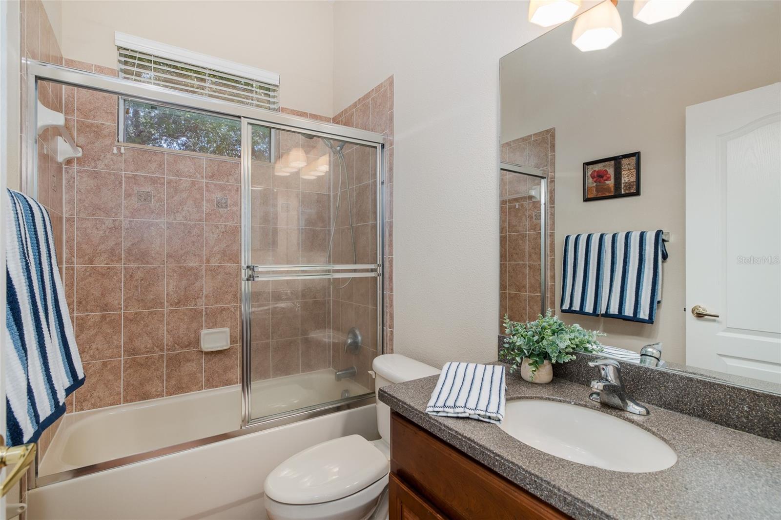 Image 34 of 88 For 1739 Mountain Ash Way