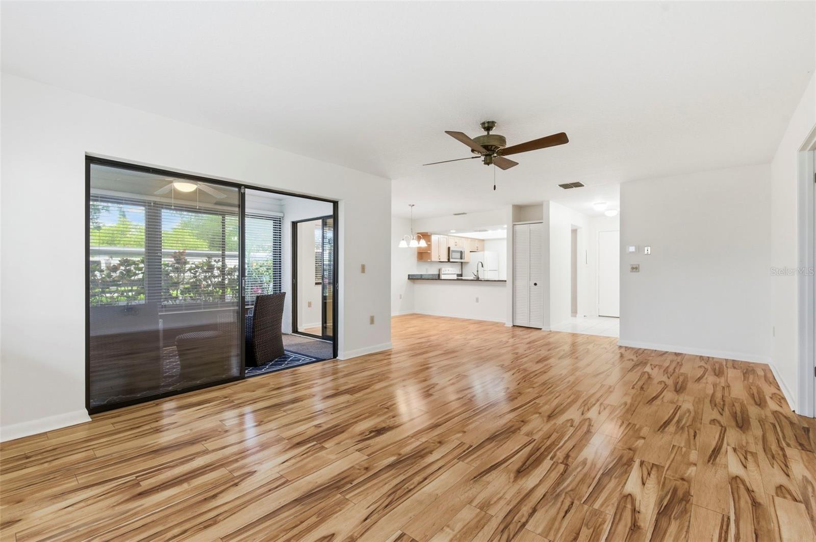 Image 19 of 40 For 2733 Countryside Boulevard 108