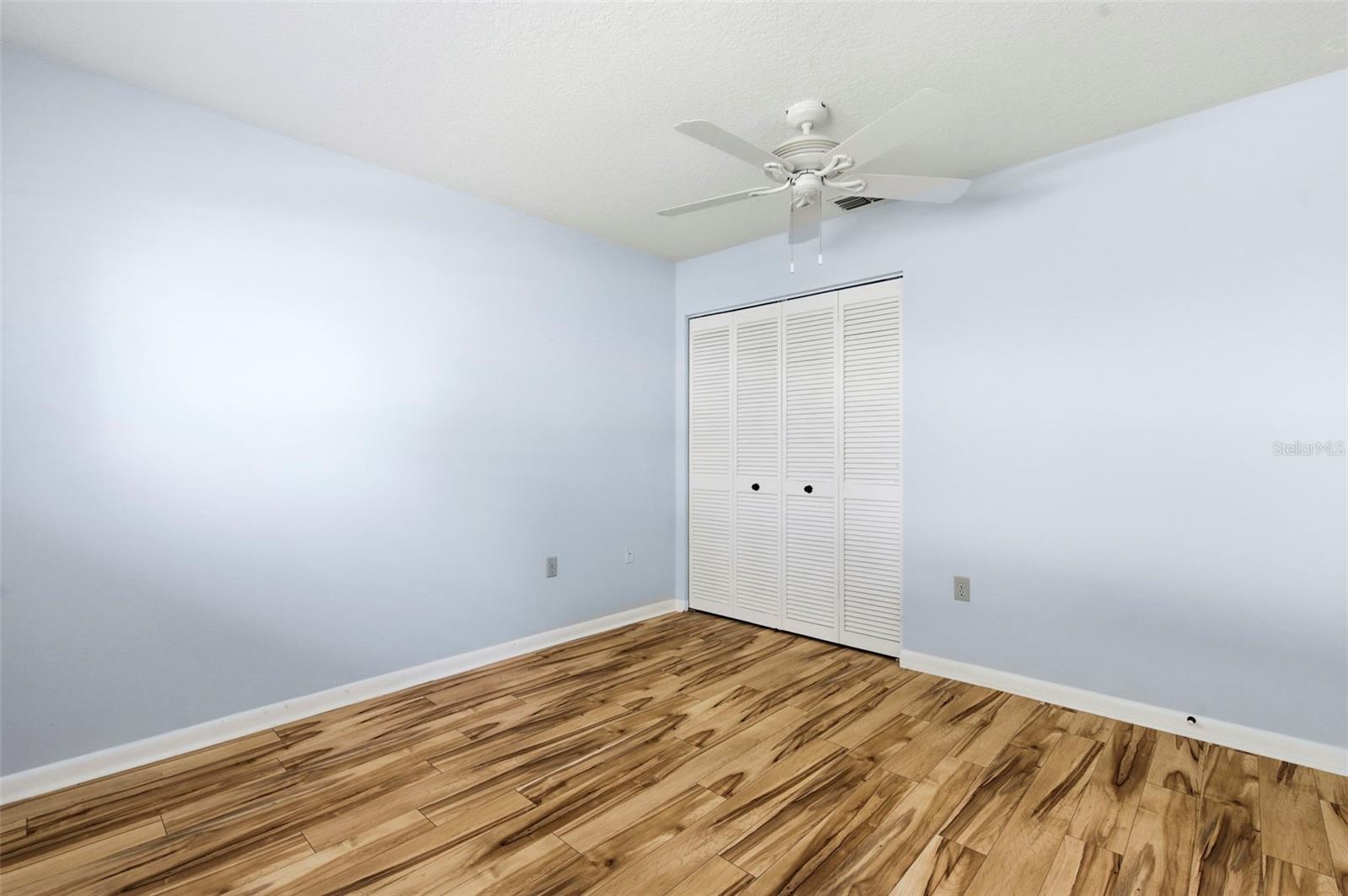 Image 31 of 40 For 2733 Countryside Boulevard 108