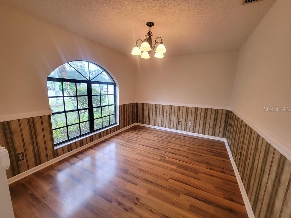 Image 4 of 26 For 4201 Parkway Boulevard