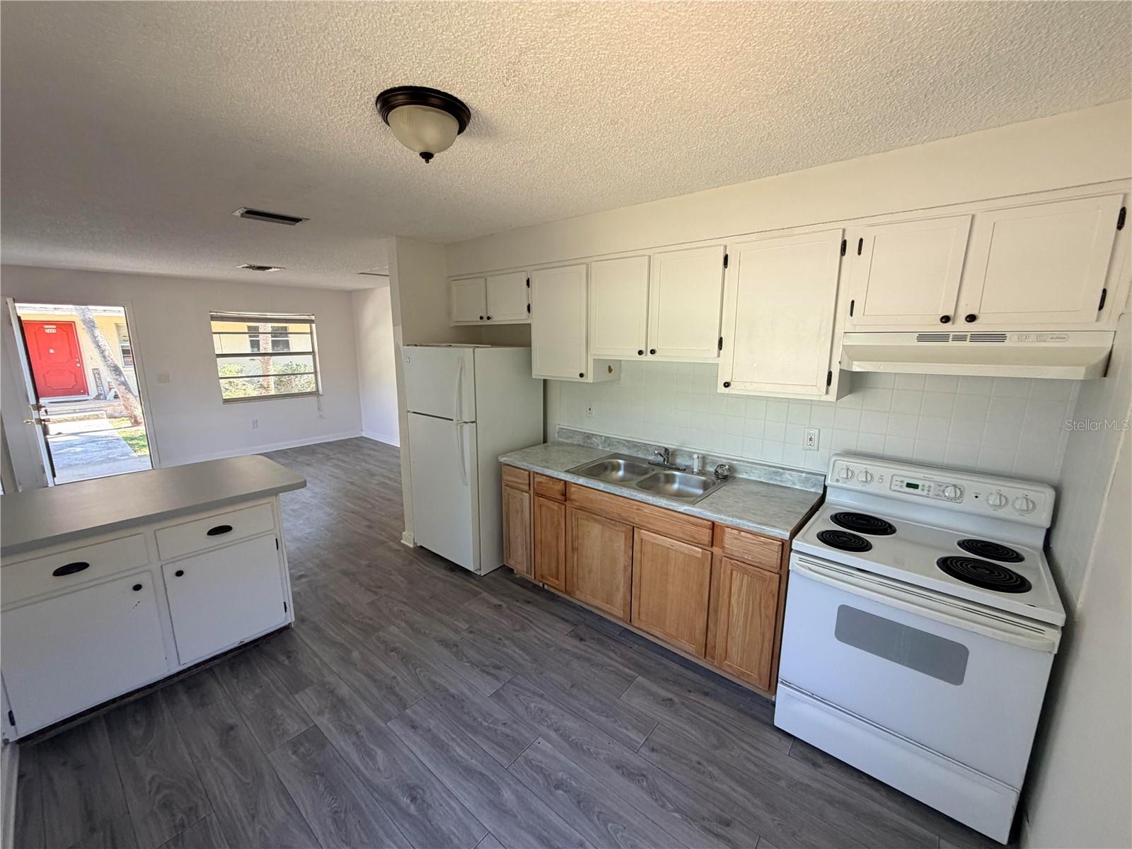 Image 7 of 17 For 7434 Chapel Avenue