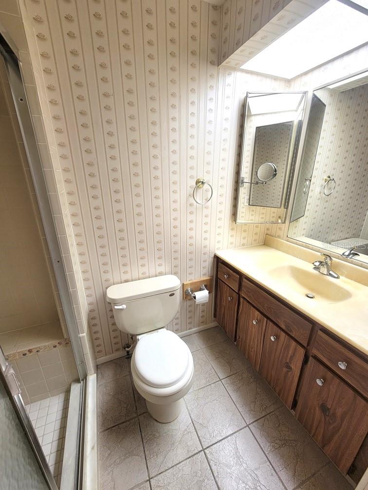 Image 12 of 20 For 6141 Chesham Drive 8