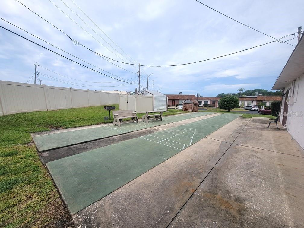 Image 20 of 20 For 6141 Chesham Drive 8