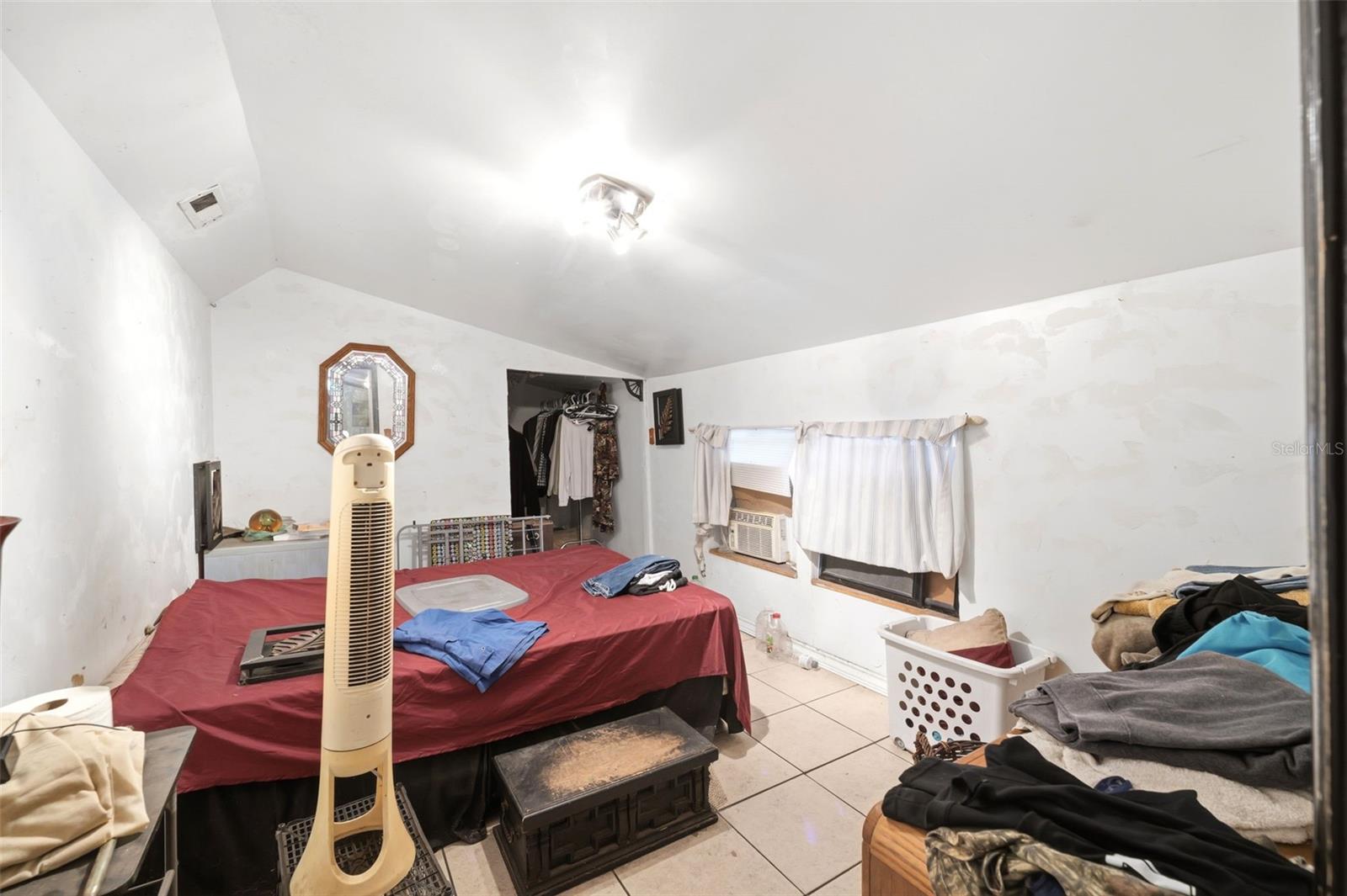 Image 33 of 44 For 11129 Pine Tree Lane