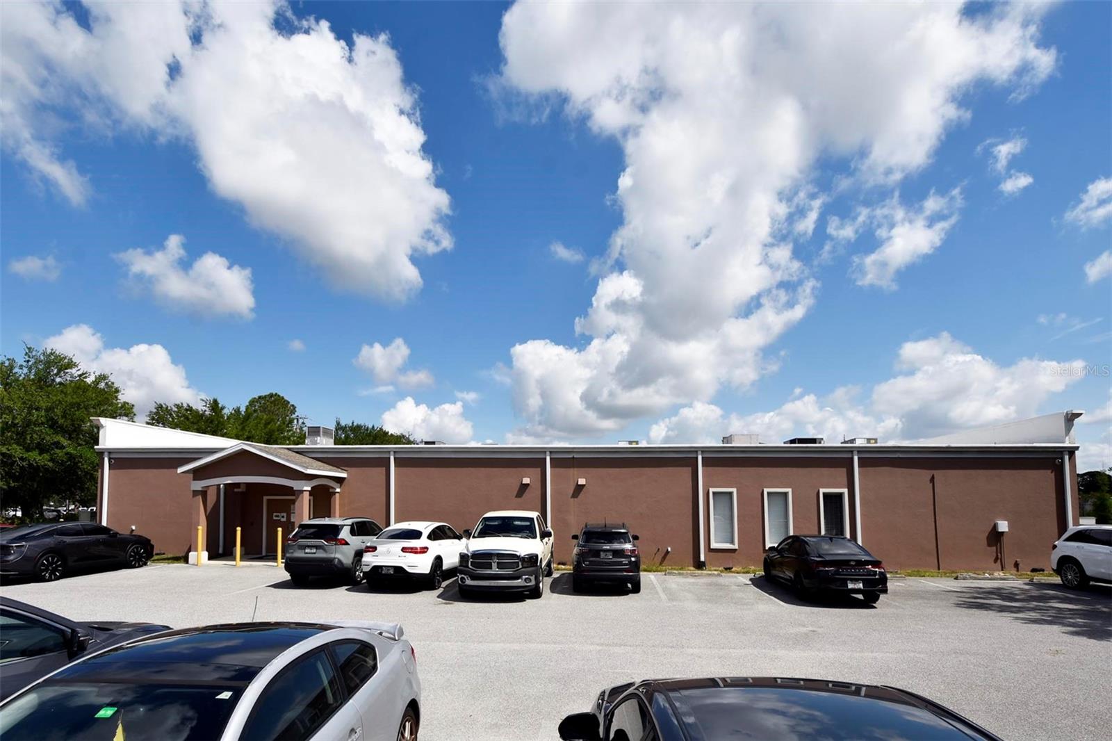 Image 2 of 9 For 550 Commerce Drive