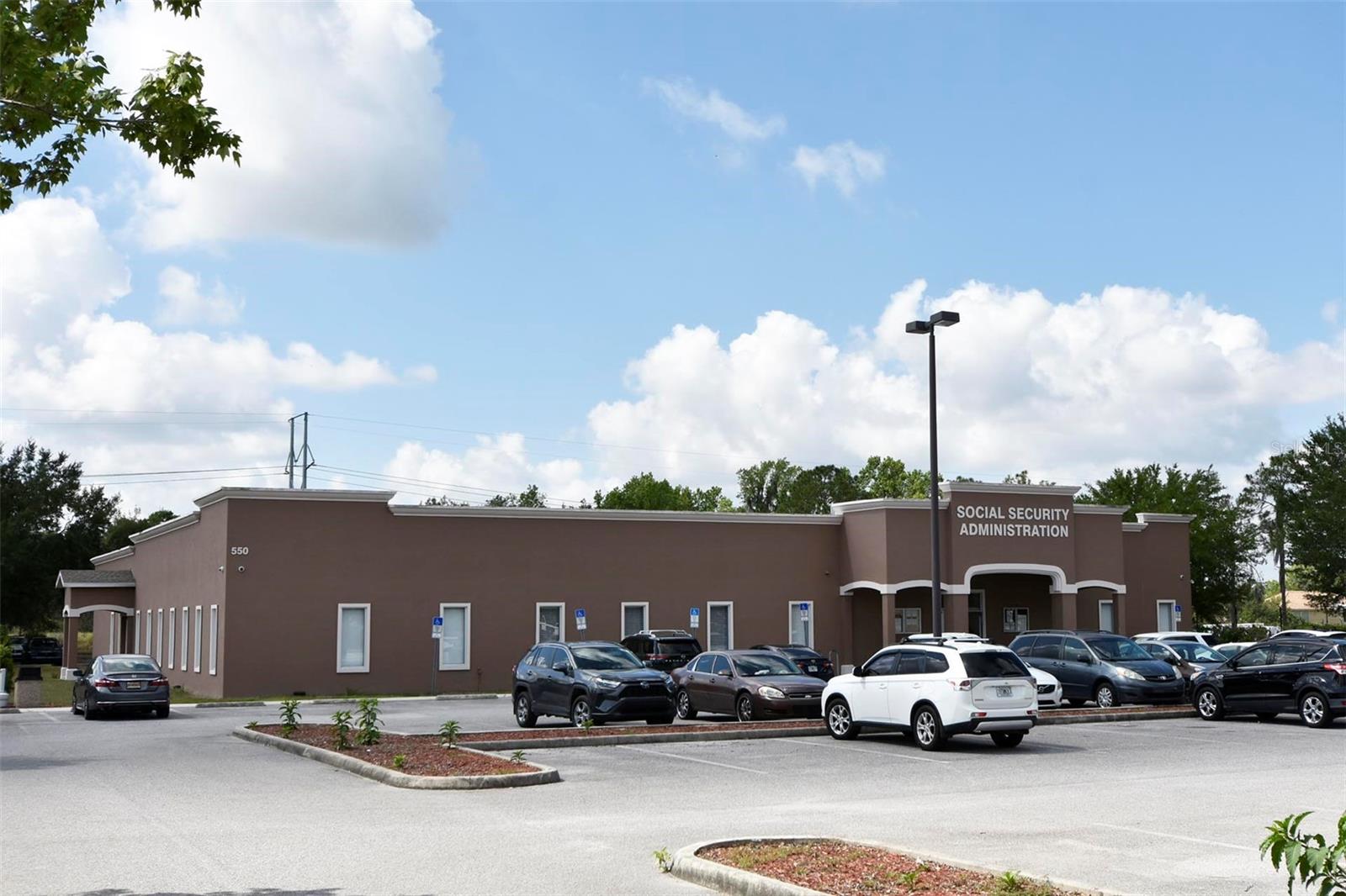 Image 7 of 9 For 550 Commerce Drive
