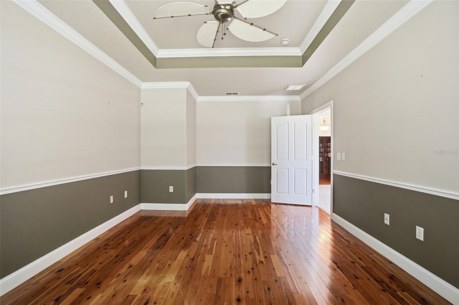 Image 57 of 97 For 9011 Foxdale Lane
