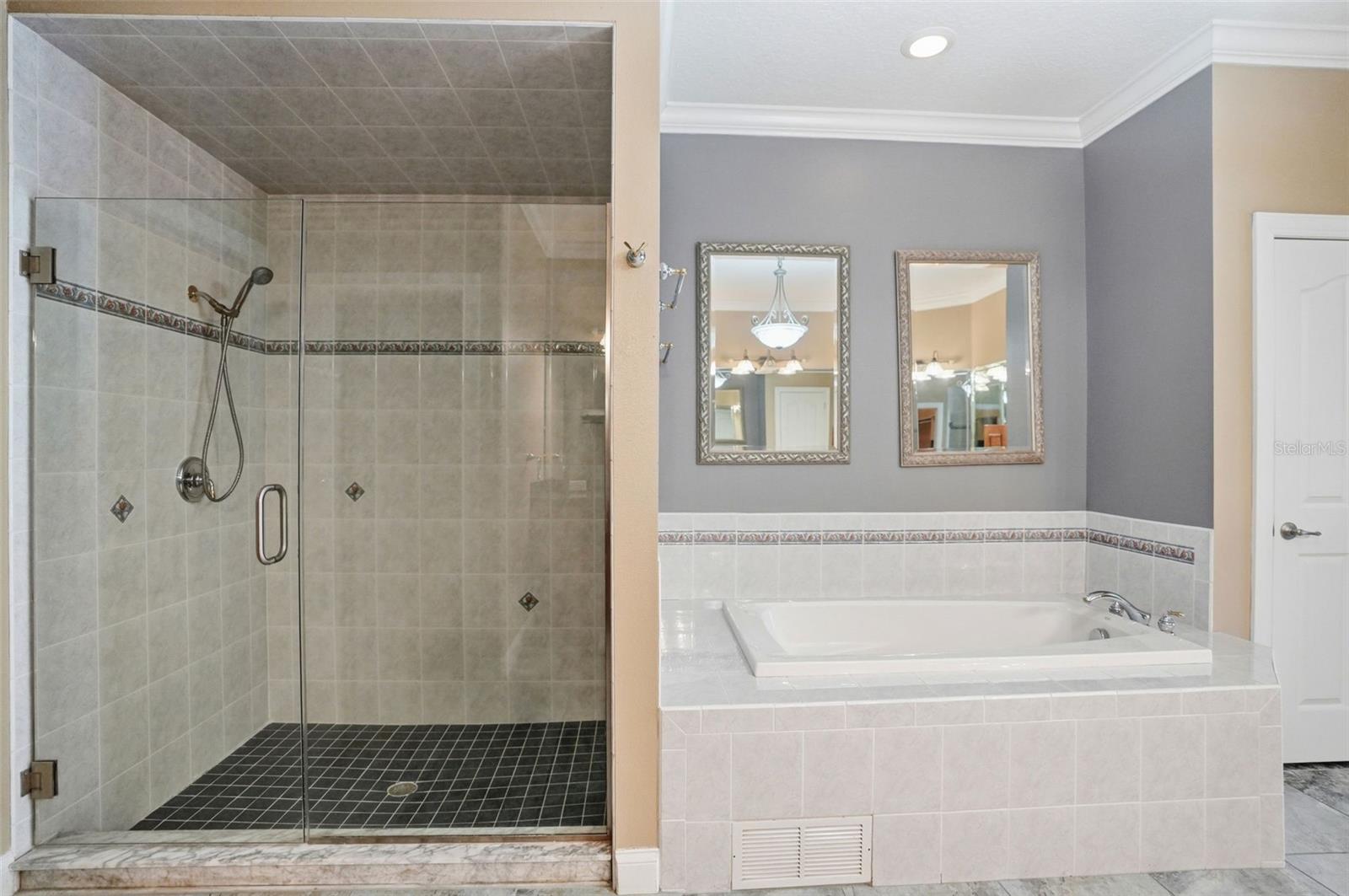 Image 72 of 97 For 9011 Foxdale Lane