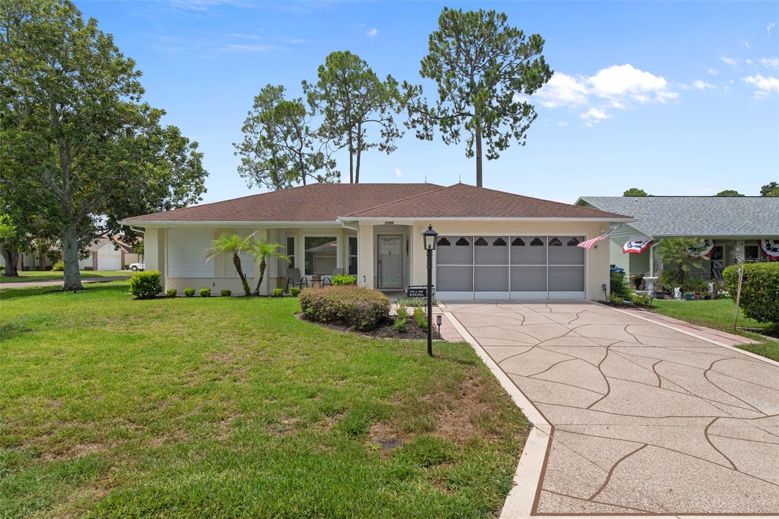 Details for 7196 Crown Oaks Drive, SPRING HILL, FL 34606