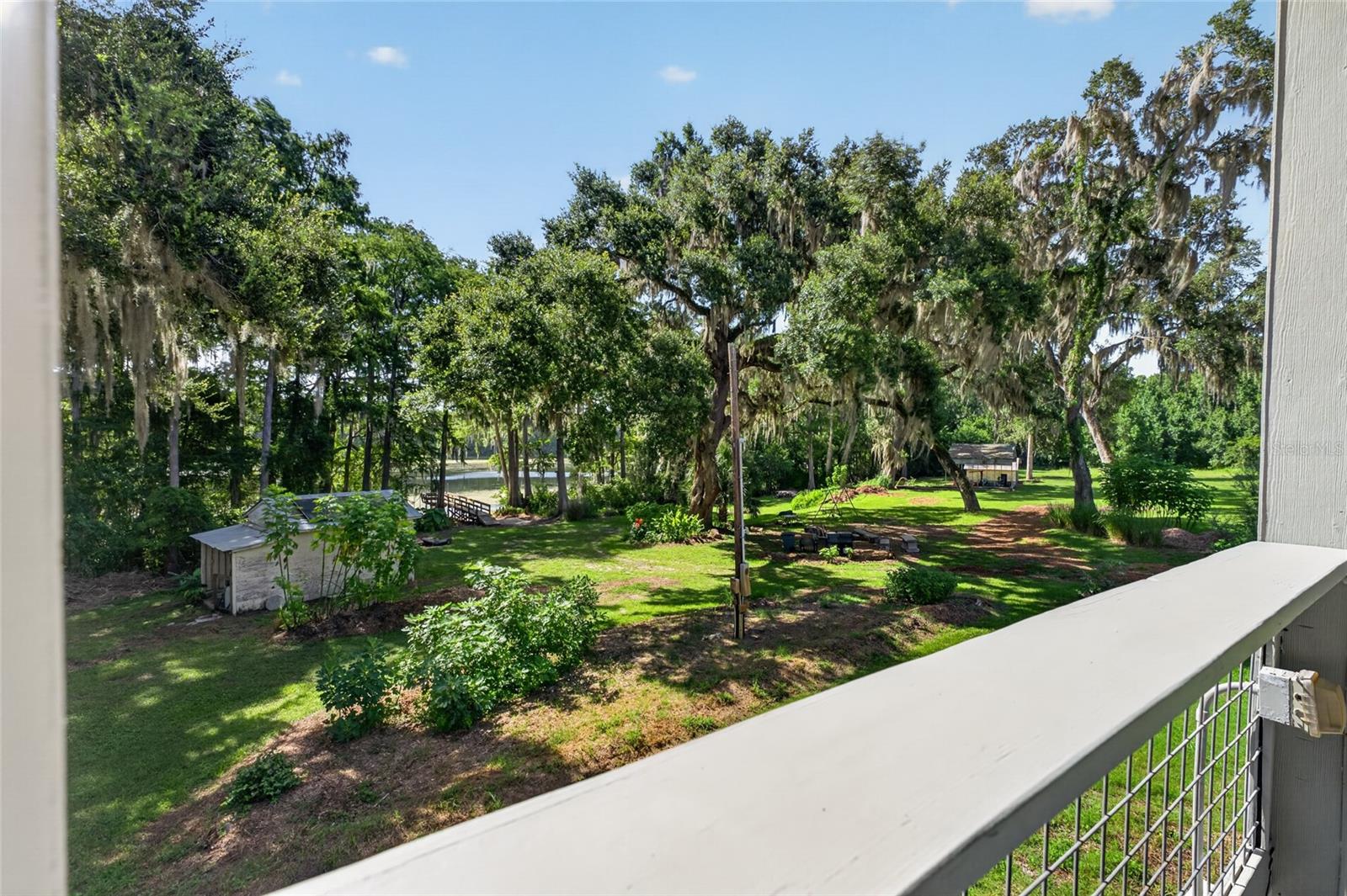 Listing photo id 53 for 28211 Magnon Drive