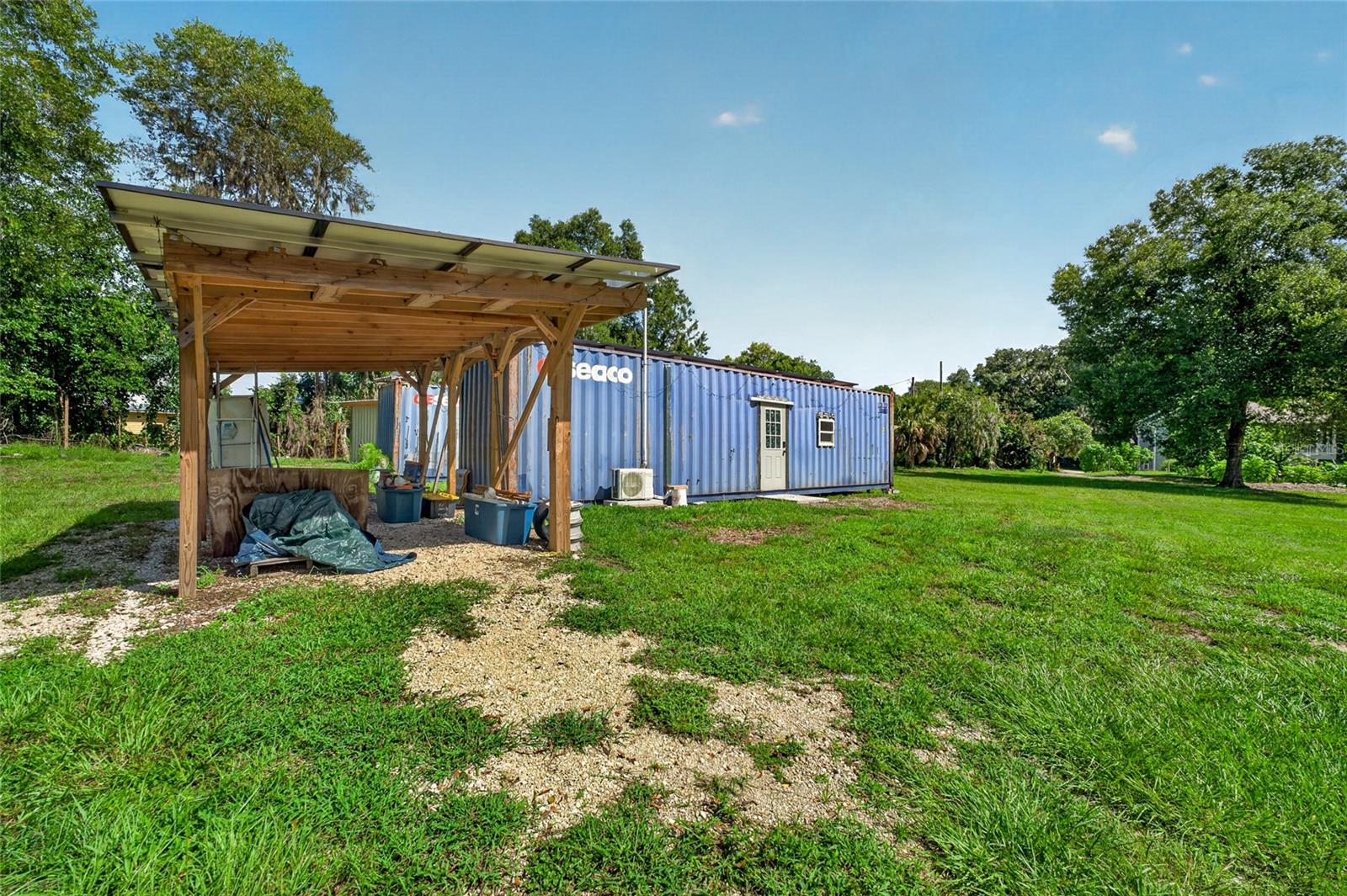 Listing photo id 60 for 28211 Magnon Drive