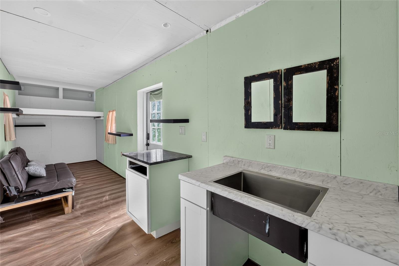 Listing photo id 61 for 28211 Magnon Drive