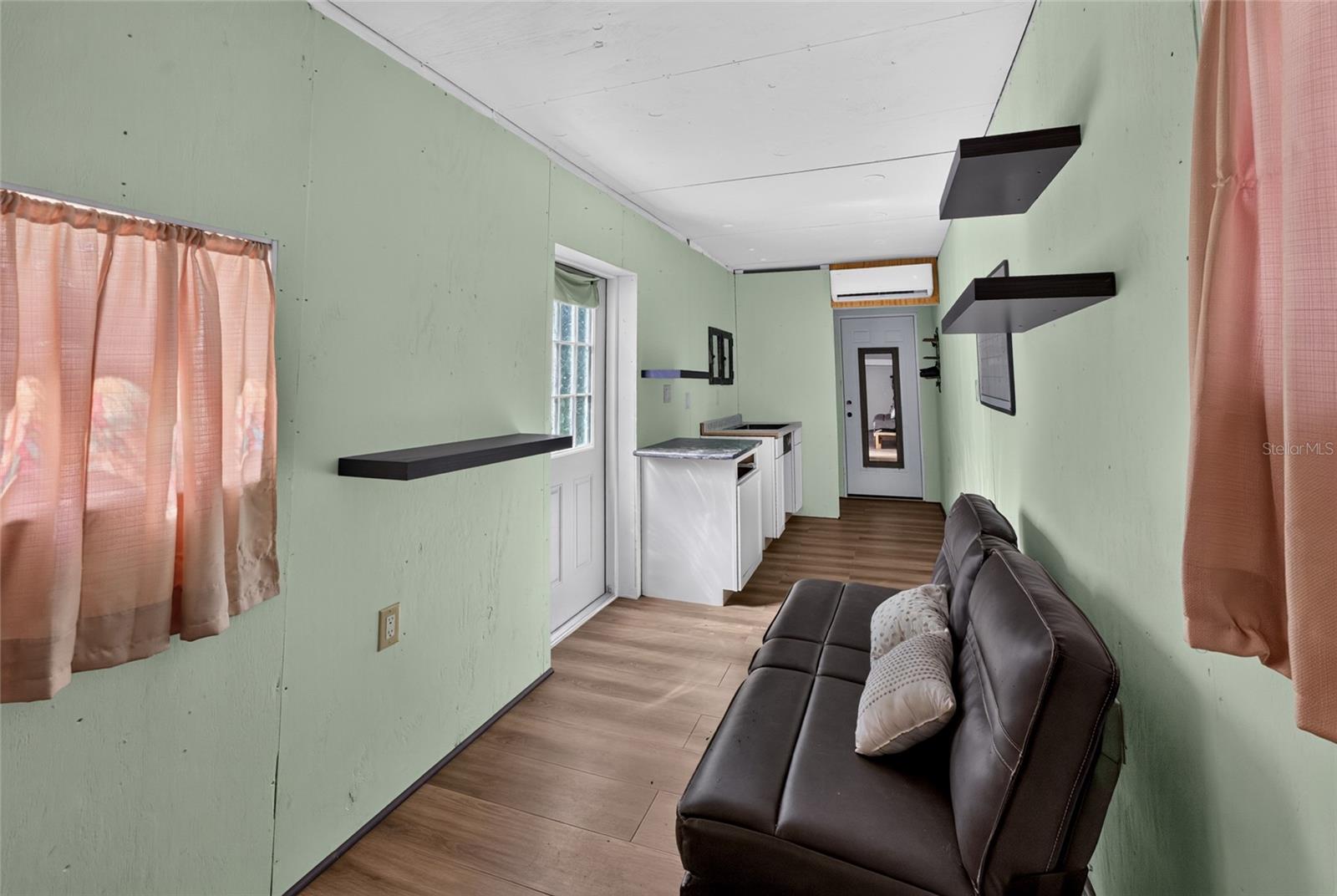 Listing photo id 62 for 28211 Magnon Drive