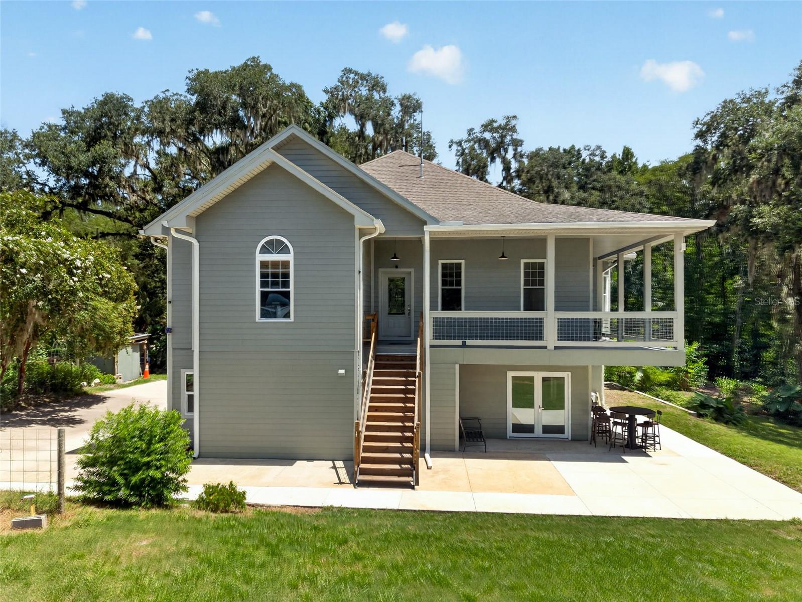 Listing photo id 77 for 28211 Magnon Drive