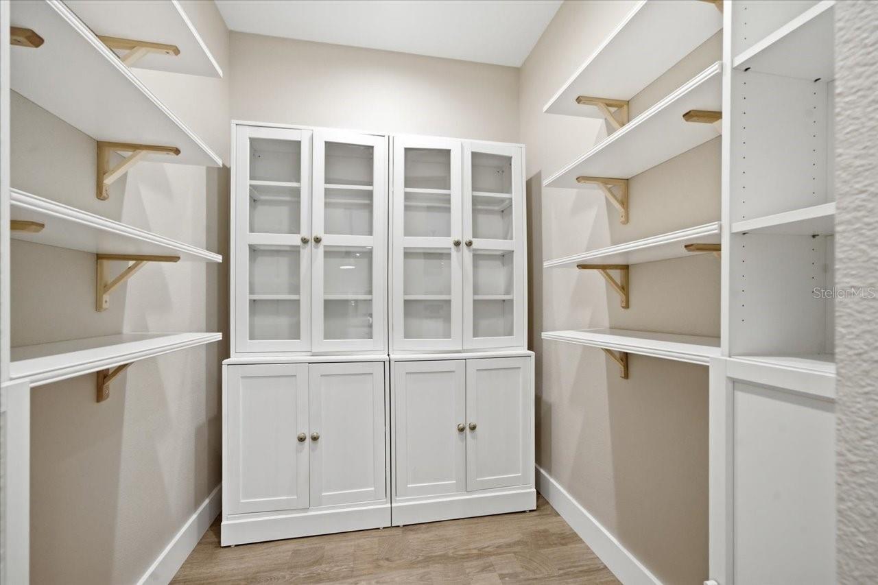 Image 40 of 69 For 32 N Shadow Wood Drive