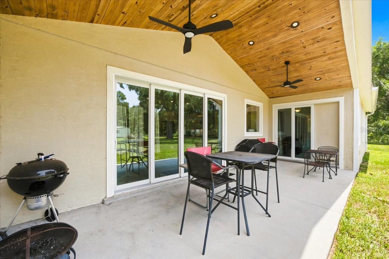 Image 50 of 69 For 32 N Shadow Wood Drive