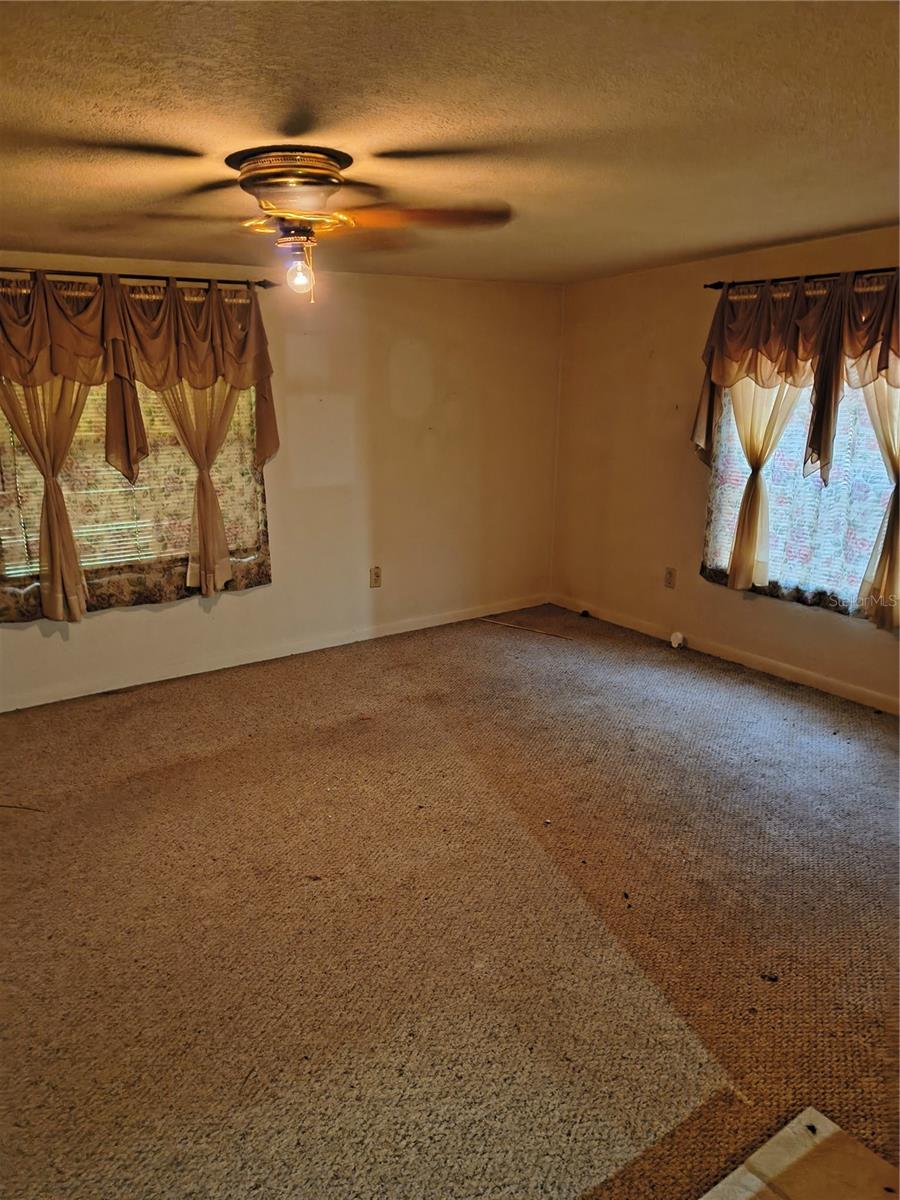 Image 12 of 45 For 18250 Caufield Road