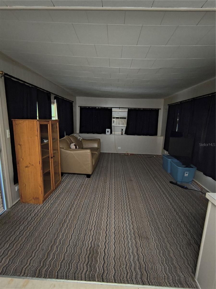 Image 32 of 45 For 18250 Caufield Road