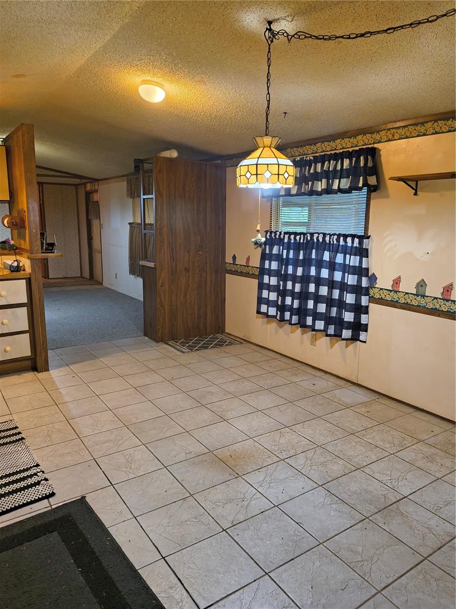 Image 7 of 45 For 18250 Caufield Road