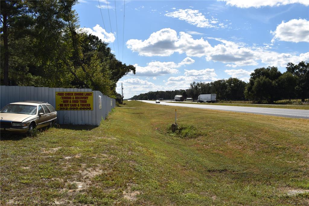 Listing photo id 9 for 15551 Us Highway 301