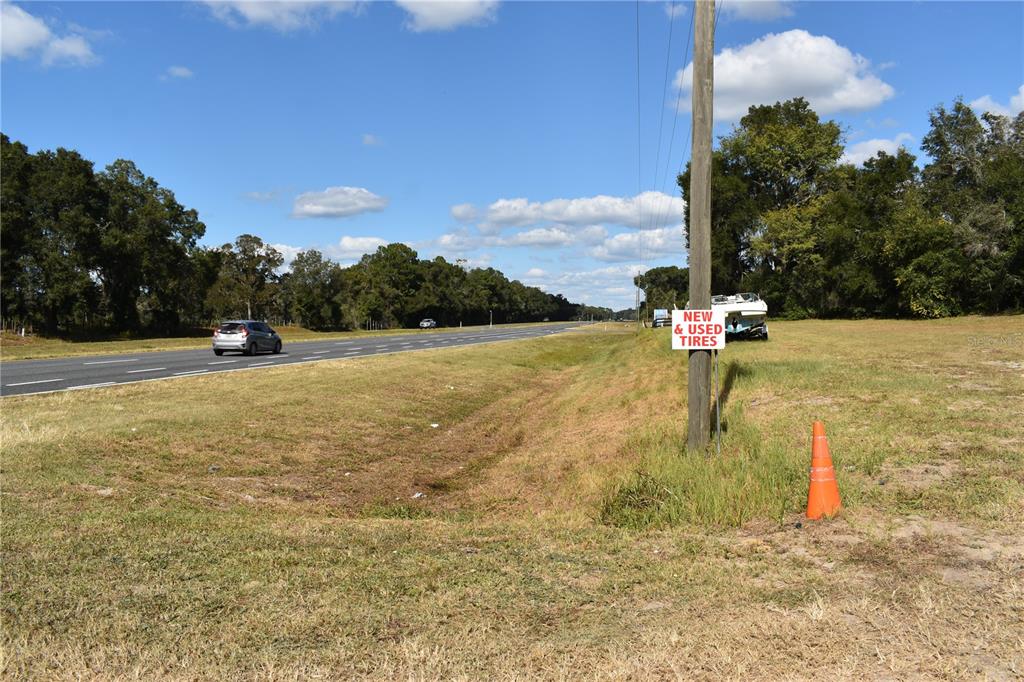 Listing photo id 10 for 15551 Us Highway 301