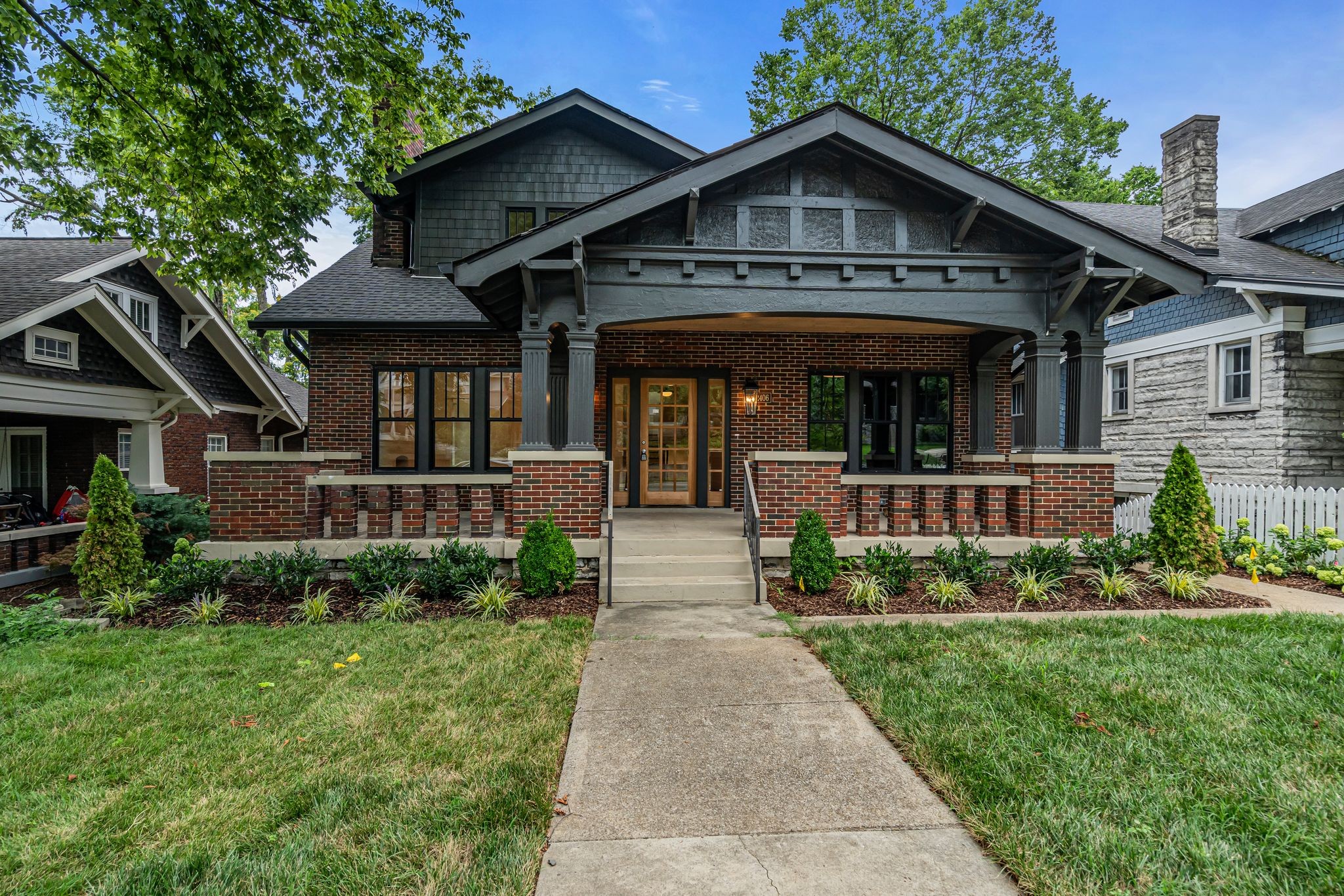 Details for 2406 Oakland Ave, Nashville, TN 37212