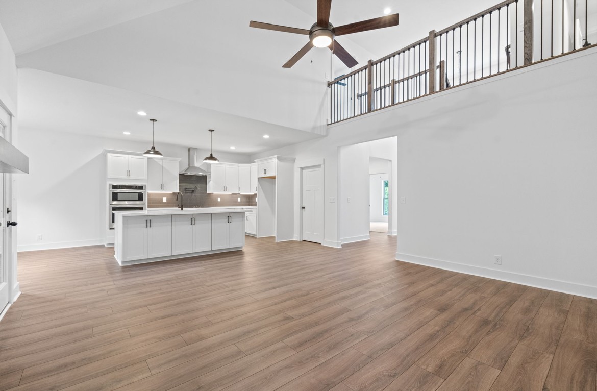 Listing photo id  for 5282 Sacramento Avenue