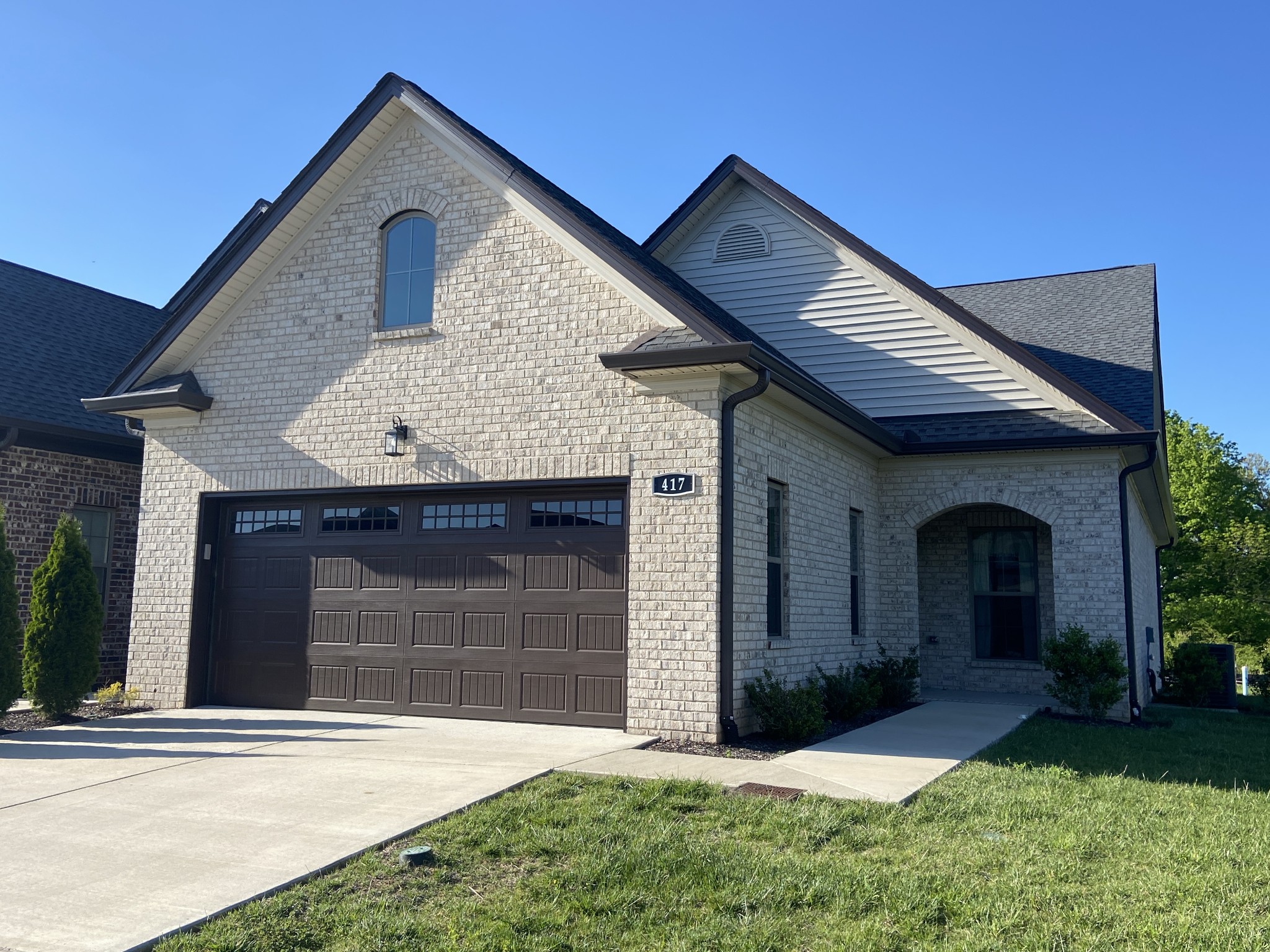 Details for 417 W Foxrun, Springfield, TN 37172