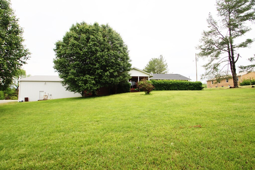 Image 33 of 33 For 4970 Tanglewood Avenue