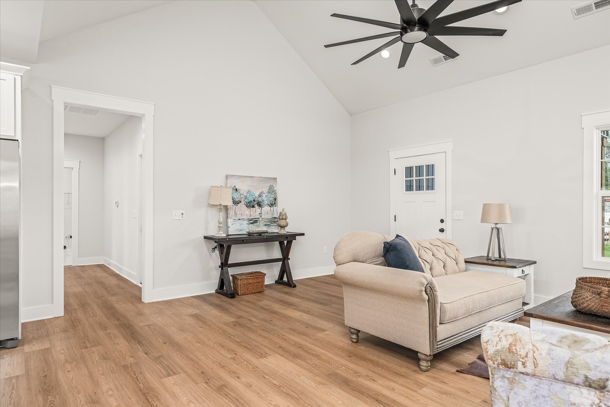 Image 13 of 13 For South Wind Court