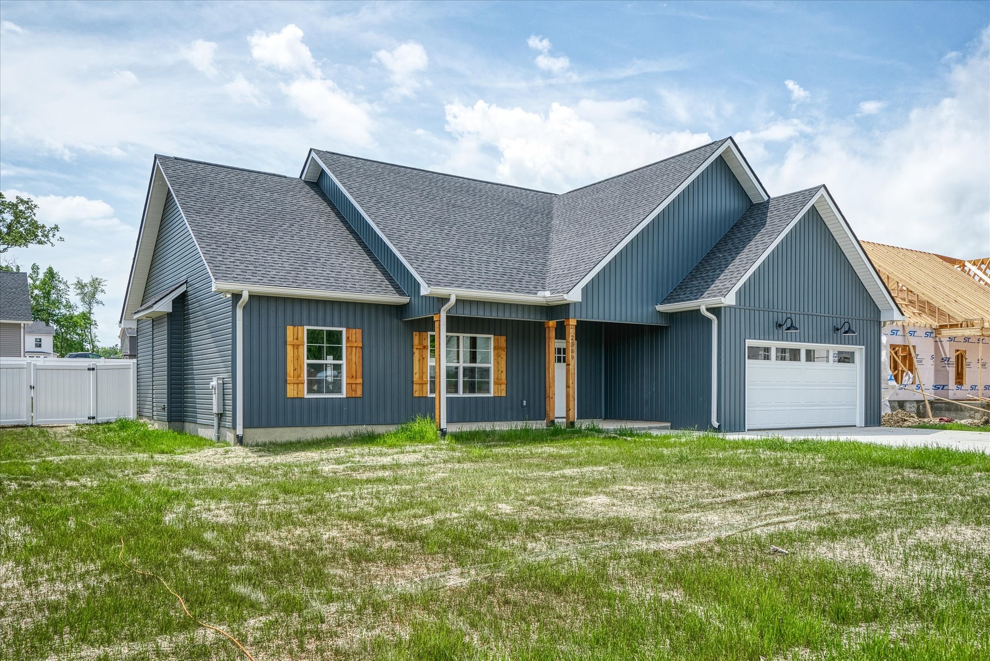 Image 3 of 9 For South Wind Court