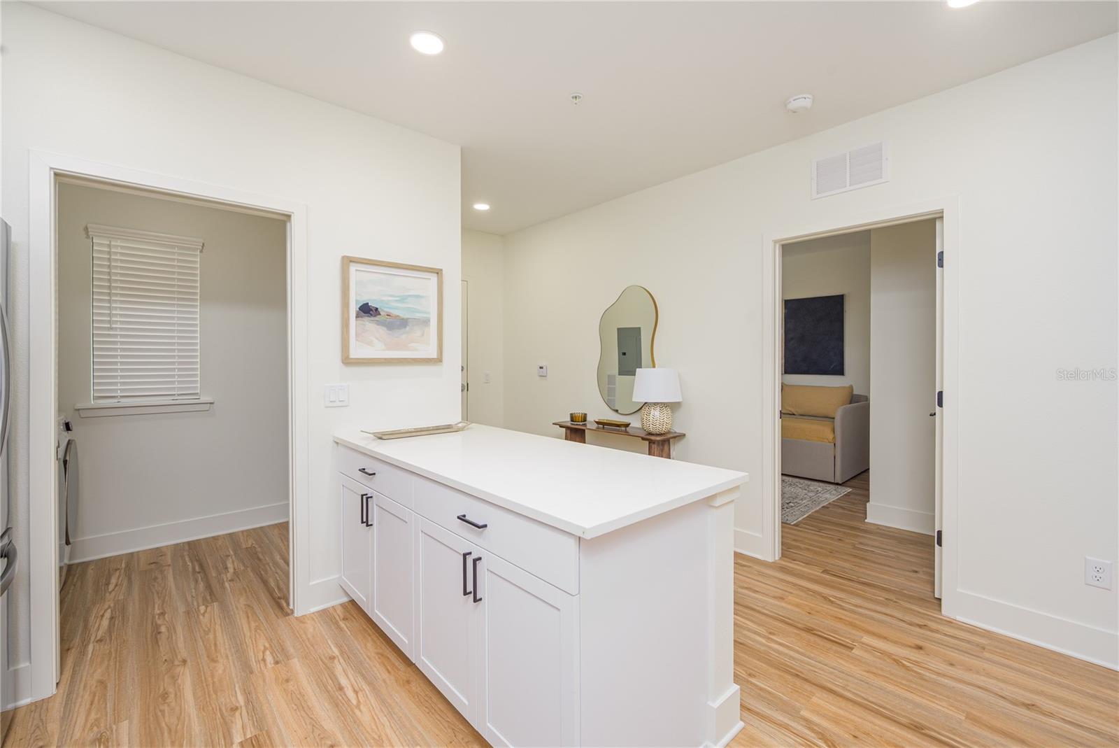 Image 15 of 28 For 419 1st Avenue 103